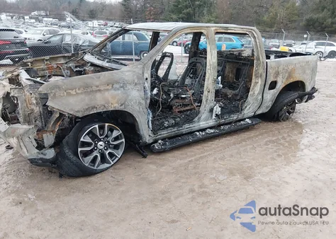 2021 Chevrolet Silverado 1500 4Wd Short Bed Rst z USA, uszkodzony, nr VIN 3GCUYEED3MG253723